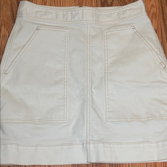 Spartina 449 Isla Denim Skirt in pearl white, Jean mini skirt, 8 - Picture 2 of 9